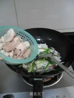 Make The fragrance burns the pigtails step 8