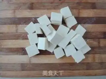 Make Three tofu soup step 0