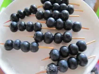 Make Mini-Blueberry Sugar step 2
