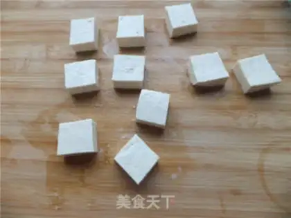 Make Rose tofu step 1