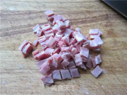 Make Bacon milk skitter step 0