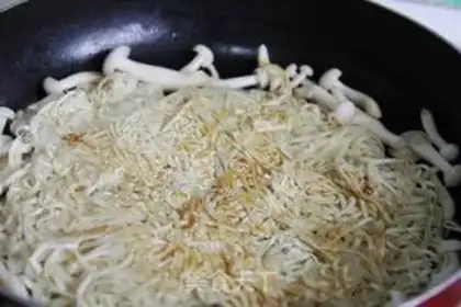 Make Fried noodles step 8