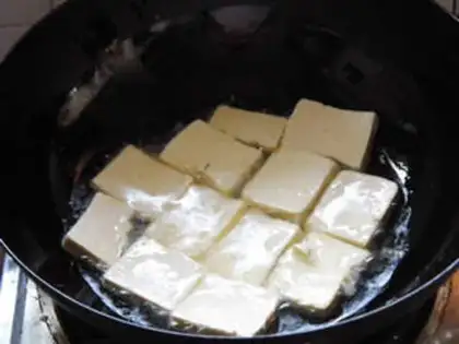 Make Dry pepper tofu step 2
