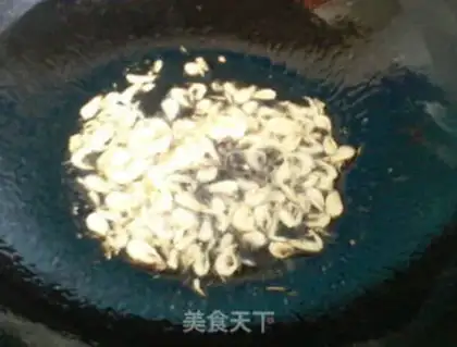 Make ♪ Golden pins and mushrooms ♪ step 2