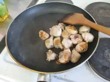 Make Potatoes with chicken legs step 5