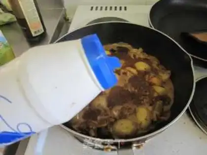 Make Potatoes with chicken legs step 12