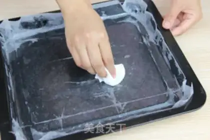 Make Colored Cake roll step 1