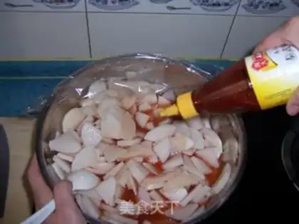 Make radish pickles step 1