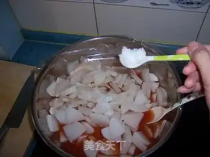 Make radish pickles step 2