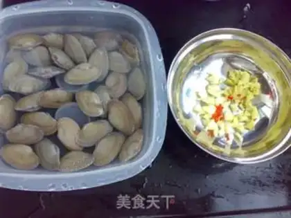 Make Mustard clams step 1