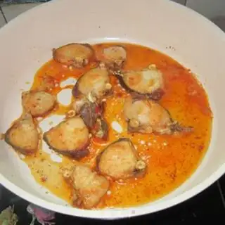 Make Paprika powdered fish step 4