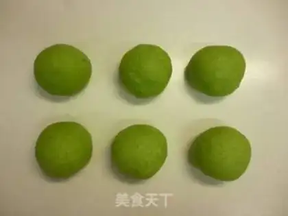 Make Little frog spinach burger step 0