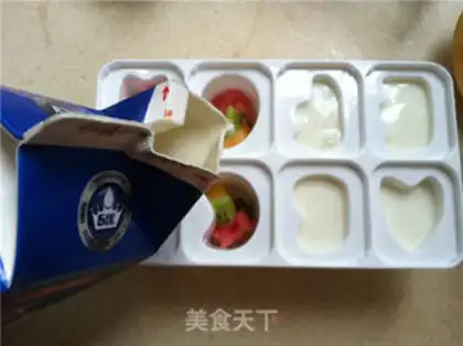 Make Fruit yogurt ice step 5