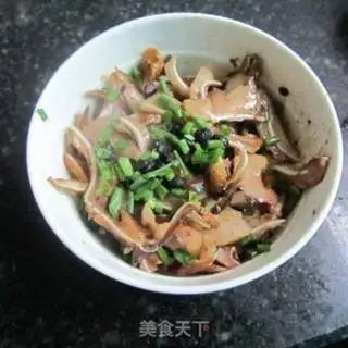 Make Spicy pig ears step 1