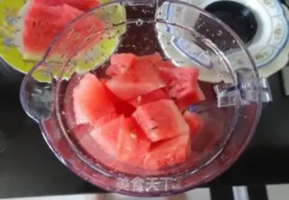 Make Ice melon juice step 2