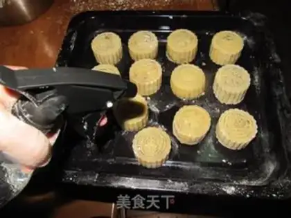 Make Lian Yong Mooncake step 19
