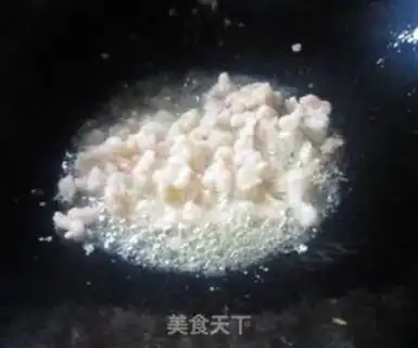 Make Shrimp egg fried rice step 4
