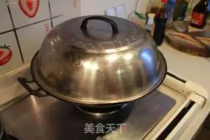 Make Dried mushroom sauce meat pack step 15