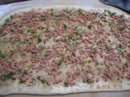 Make Ham onion rolls step 1