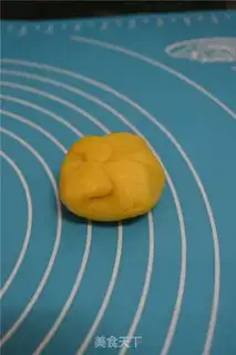 Make Yellow pie step 6