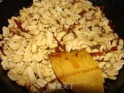 Make Spicy peanuts step 8
