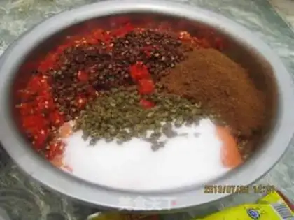 Make Homemade chili sauce step 1