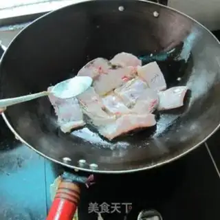 Make Garlic fish step 1