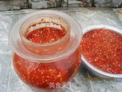 Make Homemade chili sauce step 2