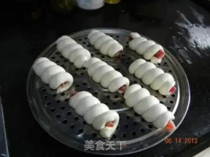 Make Weenie rolls step 2