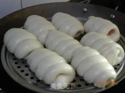 Make Weenie rolls step 4