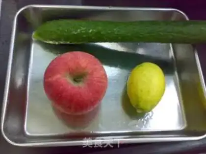 Make Apple cucumber juice step 0
