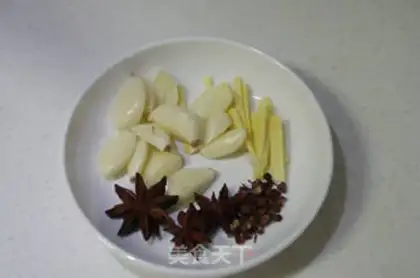 Make A family version of Xinjiang chicken step 5