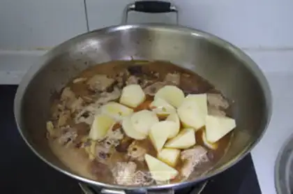 Make A family version of Xinjiang chicken step 10