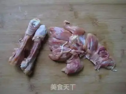 Make Pelican herbal mushroom chicken step 1