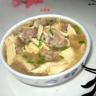 Make Scrambled bamboo soup step 6