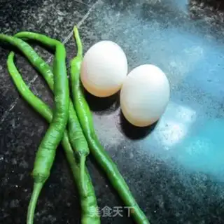 Make Pepper fried egg silk step 0