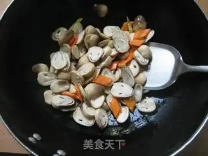 Make Pelican herbal mushroom chicken step 4