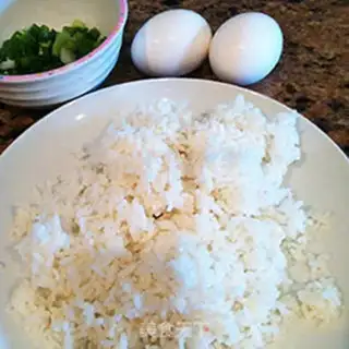 Make Onion egg fried rice step 0