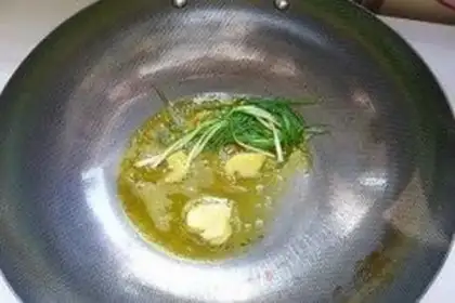 Make Blackwood chicken soup step 2