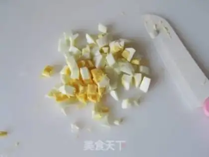 Make Egg sandwich step 2