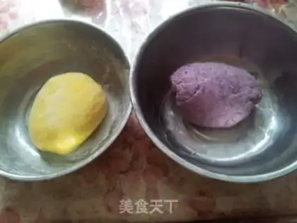 Make Purple roses step 5