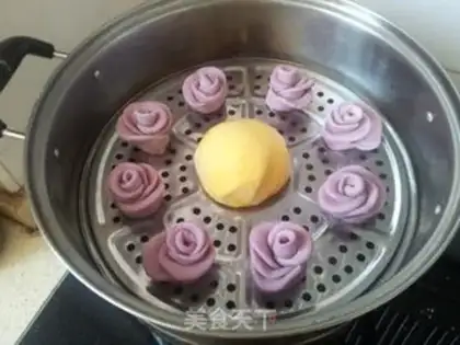 Make Purple roses step 12
