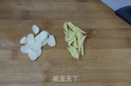 Make Four season bean noodles step 1