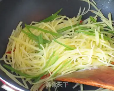 Make Spicy potatoes step 7