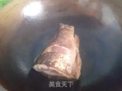 Make Red fish tails step 1