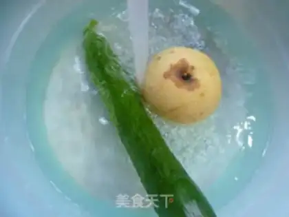 Make Cucumber Sydney Juice step 1