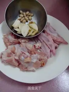 Make "Red sugar chicken wings." step 0