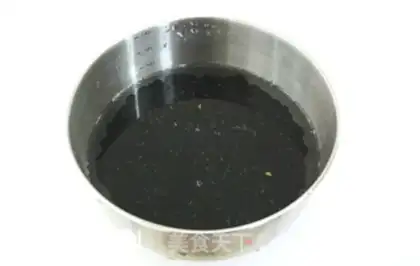 Make Black bean noodles step 0