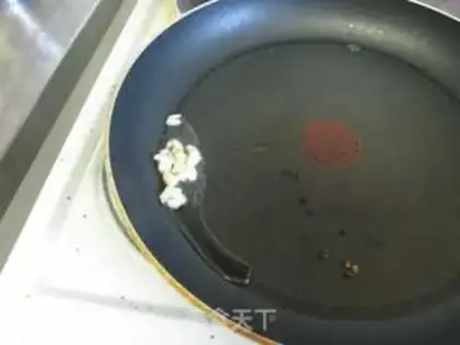 Make Black pepper willow fried pasta step 7