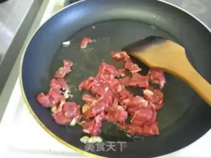 Make Black pepper willow fried pasta step 8